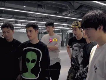 EXO slowly getting back together🥺#weareoneexo #kpop #exol #exo  #exodancepractice #exoedits #exovideo #exonepal #nepaliexol #kpopnepal #exoinspiration #korea #koreanboygroup #nepal #nepalitiktok🇳🇵 