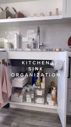 the end product is chefs kiss 💅🏽 everything linked in my amazon storefront🫶🏼 #fyp #amazonfinds #kitchenorganization #homeorganization #amazonorganization #amazonmusthaves #kitchensinkorganization 