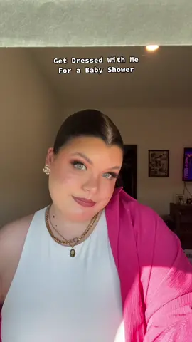 The outfit is cute💖 #grwm #getreadywithme #getdressedwithme #midsize #midsizefashion #midsizegal #size12 #size14 
