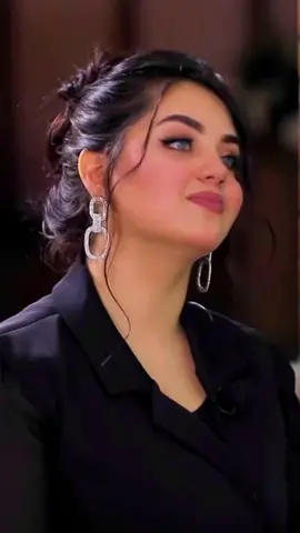 Dostat Darom Hmaesha #farahnozsharafova  #tajiksinger #ahmadzahir #afghansong #heart24beat #viral 