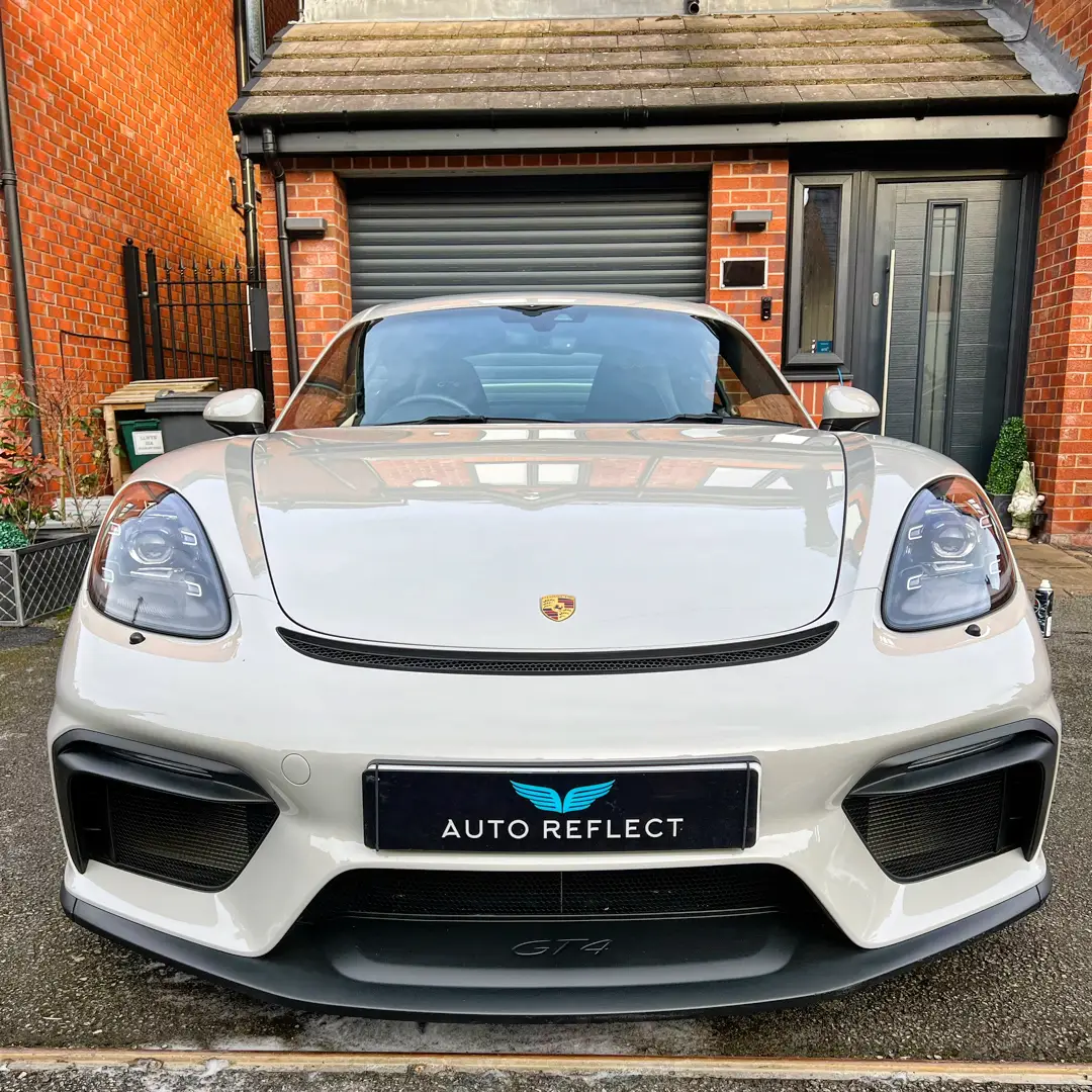 Porsche GT4! 🔥🤍 #valeting #detailing #porsche #cars #viral #fyp #follow #satisfying #tiktok 