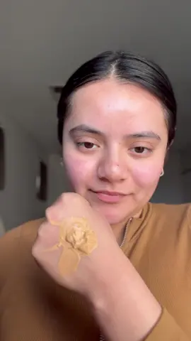 Clearly I got the wrong shade 😭. Out here looking like an Oompa Loompa. #f#fyp#foryou#foryoupage#fypシ#fy#foryourpage#viral#viralvideo#trending#trend#makeup#makemefamous#meredithduxbury#meredithfoundationchallenge#meredithfoundation#makeupchallenge@meredithduxbury