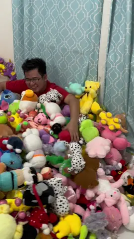 I'm drowning, I'm drooowniiiinggggg! 😂😜😆 #viral #maninipit #clawmachine #tomsworld #clawmachinewin #fyp #foryou 