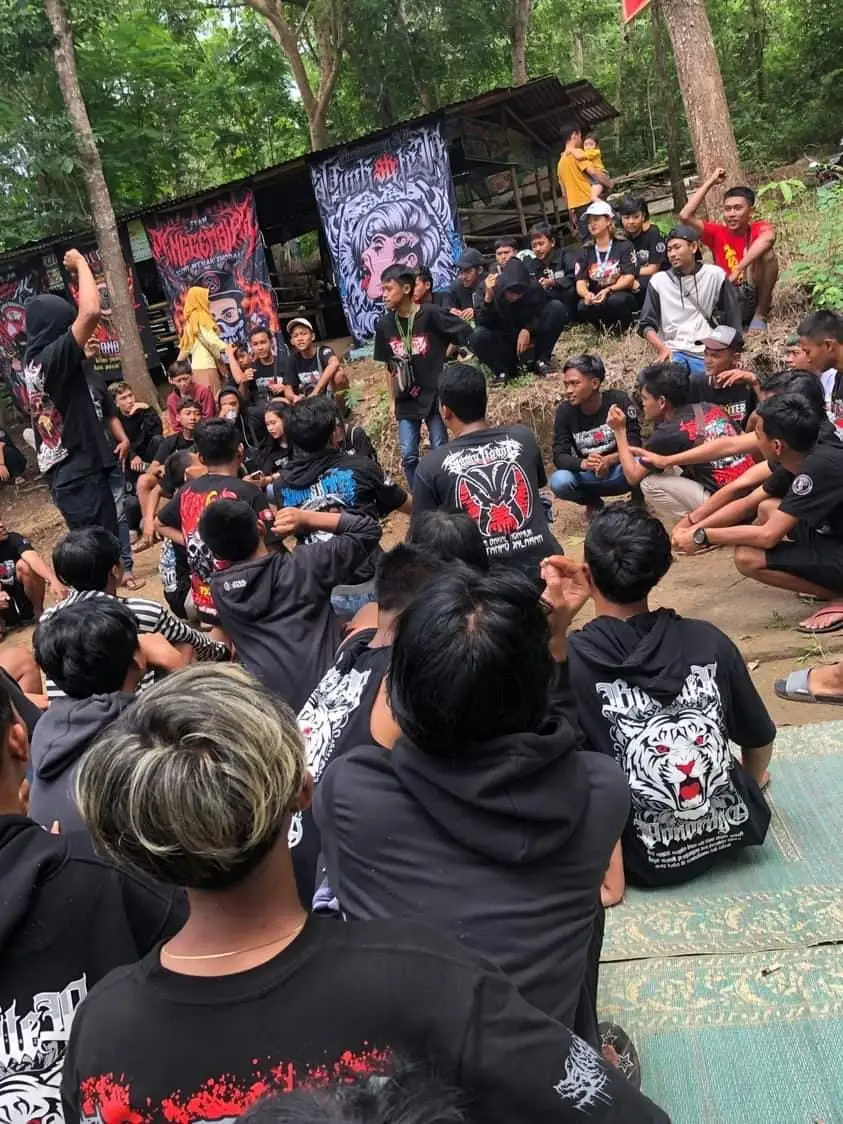 PONOROGO NYENI #psht #pshtponorogo #punkshterponorogo #shorenkponorogo #terjalponorogo #ganashpatiponorogo #boshterponorogo #fyp #pshtpusatmadiun #ponorogo24jam 