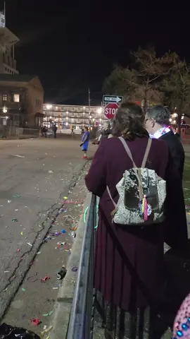 This guy was having fun! Also, I have no clue what he was listening to or what this song means but it fit perfectly and I think I got caught at the end. Love Mardi Gras in Mobile, Alabama.  #mardigras  #mardigras2023 