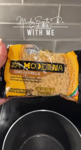 Sopita de estrellas for my baby girl🤍 #sopitadeestrellitas#lunchtime#lunchformykid#rbdmusica 