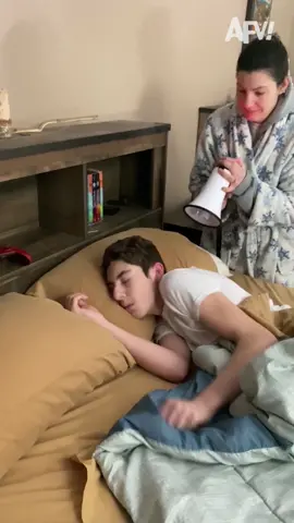 Consider this your wake-up call 💤📢🤣 #parenting #prank #joke #funny #funnyvideos #afv 