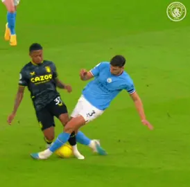 🧱❌ #mcfc #mancity #rubendias #dias #tackle #defending #football #fyp 
