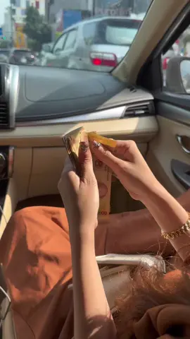 cũng là tiếng kêu của tiền mà nó lạ lắm..🤣