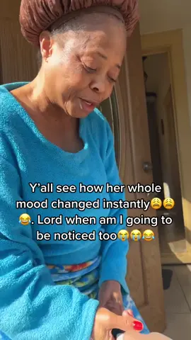 Part 2. Yall when am i going to be noticed?😭😭😭 #DanceWithTurboTax #momanddaughter #viral #viralgrandma #happiness #africanparents #nigeriantiktok🇳🇬 #africanparentscomedy #fypシ゚viral #fyp #DanceWithTurboTax #sideeye #viralvideo #SuperBowl #stolen #noticeme #noticeme #grandson 
