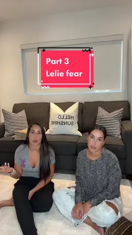 Should she just stick to driving? #flying #fyp #gemelas #hermanas #twins #twinsisters #identicaltwins #puertoricantwins #lelieandivis #miamitwins #fearofflying 