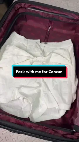 Pack with me for Cancun ☀️🌴 #DanceWithTurboTax #fyp #parati #cancunmexico #vacationmode #