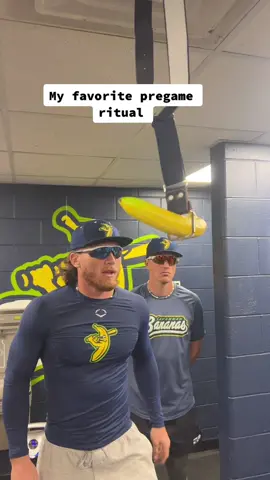 2 days till game day means more karaoke 🎤 #baseball #karaoke #NextLevelDish #savannahbananas #MLB 