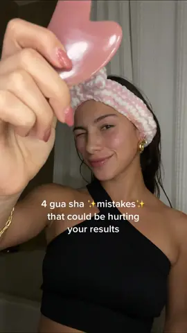 Gua sha is a great tool for reducing inflammation caused by poor diet and drinking but it’s important that it’s done properly otherwise you won’t see a difference, let me know if you have any questions🫶🏽🫶🏽 #guashatips #howtoguasha #lymphaticdrainage