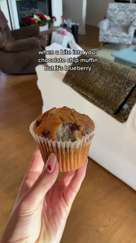 waste of a good muffin.