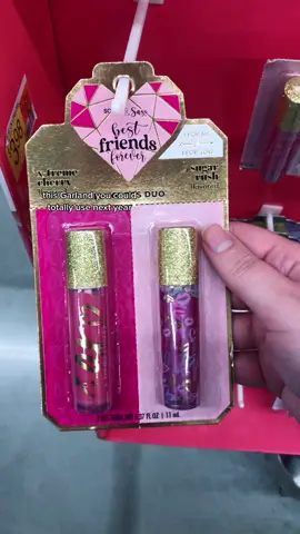 Day after Valentine’s clearance at Walmart 💘 #halfpricechocolateday #halfoffchocolate #dayaftervalentinesday #dayaftervalentines #valentinesclearance #clearancefinds #walmartfinds2023 #walmartclearanceshopper #halfoffsale🎉 #walmartvalentinesday2023  