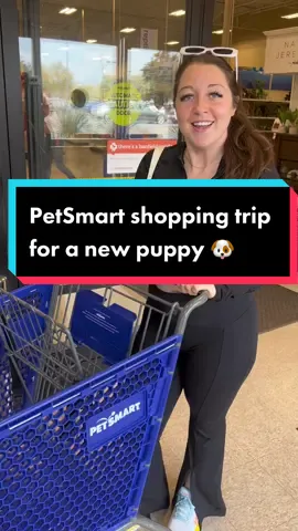 Why is shopping for puppies so fun?! #petsmart #puppytrainingadvice #easydogtrainingtips #puppytok #petsmarthaul 