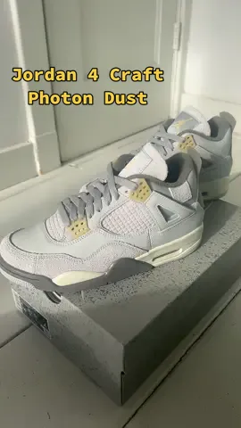 Air Jordan 4 SE Craft Photon Dust 🤍💛✨ #fyp #sneaker #shoeunboxing #TikTokFashion 
