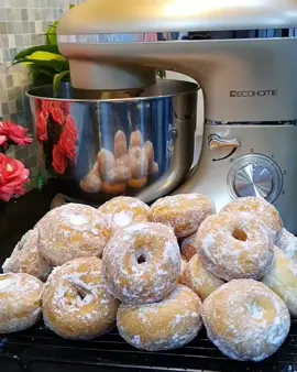 Buat Donat Yuk.  Cocok nih dengan mixer Ecohome #standingmixerecohome #ecohomemixer #standingmixerecohome #ecohome #standmixer #donat 