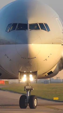 💜 QATAR 777 TAKE OFF #manchester #travel #qatar #boeing777 #777 #boeinglovers #egcc #planespotters #takeoff #plane #departure #avgeeks #aviation