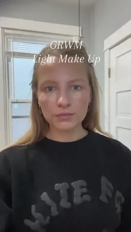 Todays wfh light makeup 💁🏼‍♀️🫶🏼 #makeup #grwm #lightmakeup #fyp #MakeupRoutine #glam #wfh #simplemakeup #naturalmakeup #naturalmakeuplook #cleangirl #wfh #naturalhair 