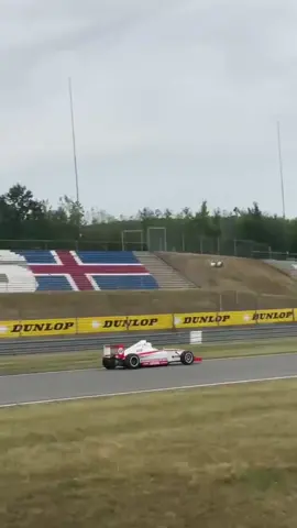 Schaut ihr Formel 1? Was denkt ihr wer diese Saison die Meisterschaft gewinnt? @Sky Deutschland 