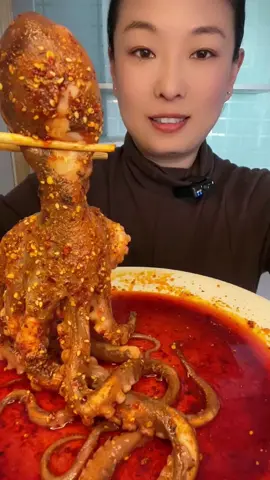 Eat octopus. #fyp #instagram #asmr #asmrmaker #foryou #foryoupage #asmrsounds #asmrvideo #asmrtiktoks #asmrfood #chinesefoodie #chineseasmr #chineseasmreating #stressrelieftips #StressRelief #stressreliefsound #mukbang #mukbangchina #mukbangasmr #mukbangchinese #mukbanger #asmrmukbang #asmrmukbangvideo #asmrmukbangfood #octopus #eatoctopus #eatingoctopus #octopuseating #crunch #asmrcrunch #crunchy #asmrcrunchy #asmrcrunchyfood #asmrcrunches 