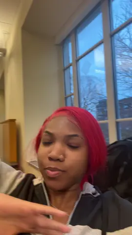 HOW DO YOU TELL SOMEONE THAT THERE BODY ODOR IS FOUL IN THE MOST RESPECTFUL WAY #yoliebandss #fyp 