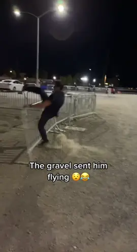 He just laughed it off 😂 (via @eddietheyeti606) #Running #fail #fall #ouch