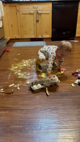 He did a mess omg 😅😅😅 #5minutefails #funny #funnyvideo #babyfever #babylove #funnybaby #cutebaby