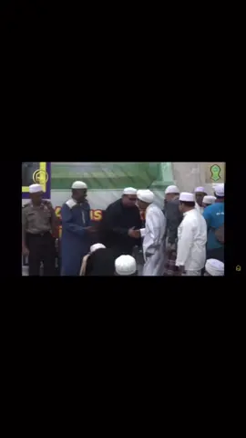 Kelebihan dari Shohibul Haul Mu'Allim Syukur yg di lihat langsung oleh abah haji #abahguruzuhdi #abahguruzuhdiannor #abahhaji #pecintaguruzuhdi 