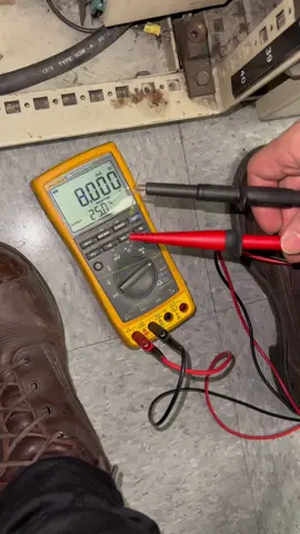 Changing provox fuse 1/4 amp. Test with source #electrical 
