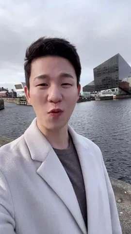 Alright la I’m at the Albert Dock I’m gonna go to Birkenhead over the water #koreanbilly #liverpool #birkenhead #overthewater #scouse #scouser 
