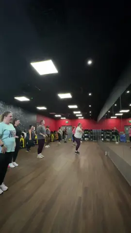 Saturday shimmy! #dancefitness #dancefit #dancefitclass 