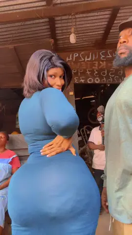 @NAAMUNEY ##@Kompani69 @Abby Montana @serwaatelemo @Official momaa beauty #😘😘😘😘😘😘😘😘😘😘😘😘 #ghanatiktokers🇬🇭 #fypシ #nigeriantiktok🇳🇬🇳🇬🇳🇬 #trandingsound .
