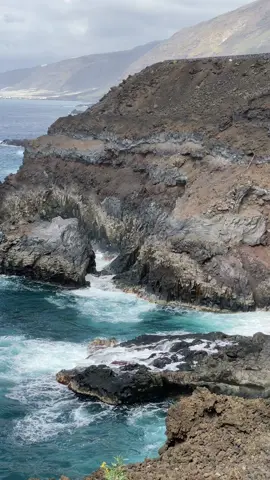 Canary Islands 😍 La Palma🌴❤️#amazing#bestplacetovisit #canaryisland #tiktok #viral #fyp#naturevibes #foryoupage #lapalma #tiktok2023 #beautiful #nofilter #fy #travel  