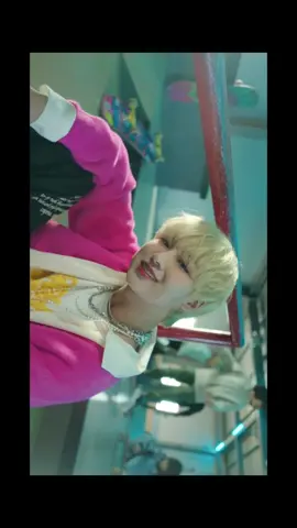 I can't get that part of the song out of my head.  By the way Yunmin and Opp, your voices are very beautiful.@the7__official #the7 