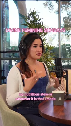 Doing this has made my 9-5 life so much better!! #theinflowpodcast #9to5life #9to5 #sundayroutine #sundayreset #womenempowerment 