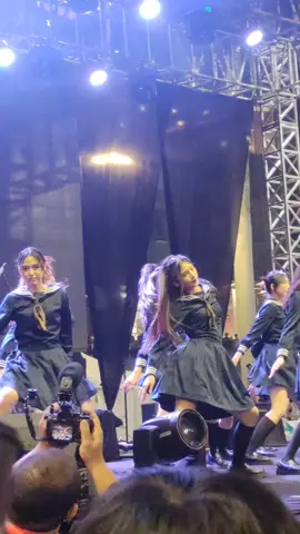 [FANCAM] Christy JKT48 - River (Waku2 Fest)#christyjkt48 #jkt48 #jkt48newera #fypシ 