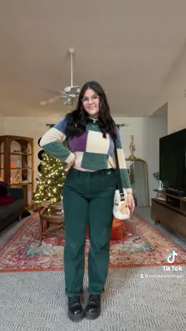 random outfits!!! also repost because it glitched :( #outfitoftheday #outfitinspo #outfitinspiration #OOTD #OutfitsOfTheWeek #thriftedfashion #vintagefashion #size8fashion #size10fashion #tattooedgirls #midwestemogal #winterfashion 