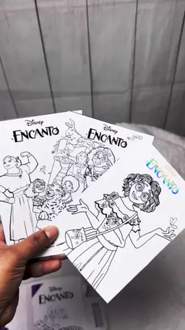 #fyp #encantotheme #encantocoloring #encantocoloringbook #partyfavors #parati #encantobirthday #encantoparty #tutorial #SmallBusiness #craft #cute #birthdaygirl 