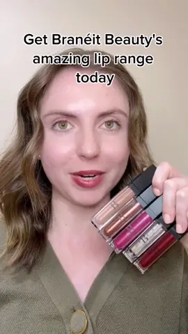 So MANY COLOURS to choose from 😍 #makeuptutorial #lipstickhack #lipgloss #glitterlipgloss #braneitbeauty 