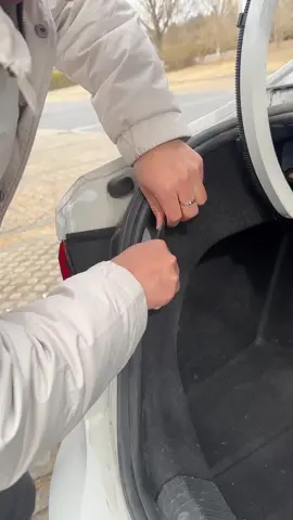 Do you really know what functions your car has?#tiktok#howto#cartok#car#LearnOnTikTok#automotive#driving#skills#knowledge#fyp#tips#carsotiktok