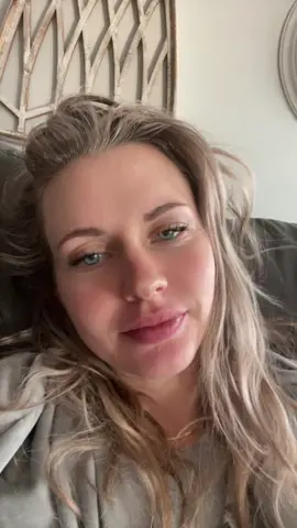 My hair says it all 🤪😅😵 #monday #NextLevelDish #sickkids #happymonday #goodmernin #foryou 