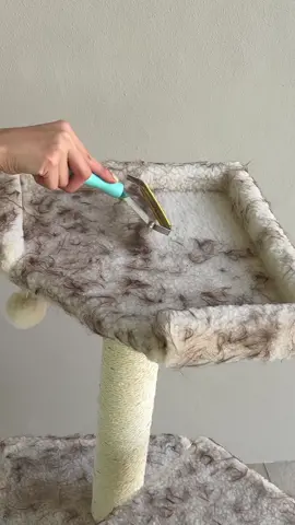 How satisfying 😻 #asmr #asmrsounds #pethairremoval #asmrvideo #uprootclean #uprootcleanerpro #petcleaner #oddlysatisfying #satisfying #cleaninghacks 