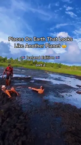 Wow, the last place shocked me 😳🤩 #adventure #explore #travel #iceland 🎥: @Meghan @Daniel Weißenhorn @Hörður Kristleifsson - @h0rdur @joannehollings @paulwatson @Stephanthm  