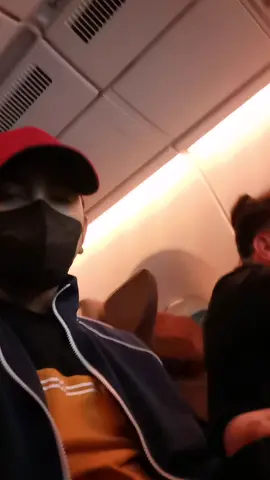 NagVlog sa eroplano ✈️ #fyp #foryoupage #tiktokph #marinoph #viral 