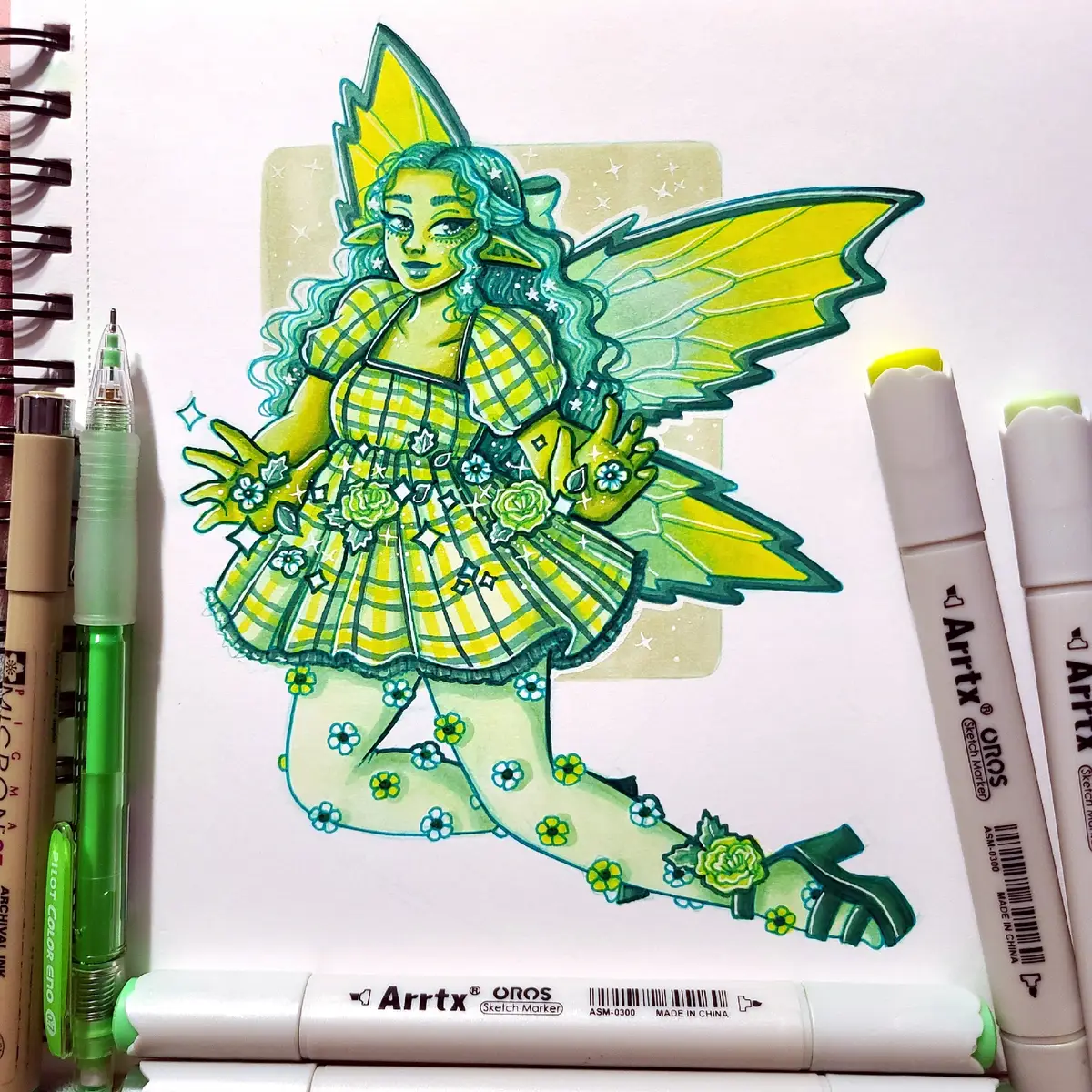 💚Green💚 . MATERIALS: Color Eno pencil (green), Micron 05 pen (green), ArrtX Markers, White Gellyroll pen, Ohuhu Marker Paper