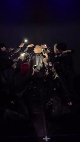 ROAR 첫 challenge 초점 나감 주의 #THEBOYZ #더보이즈 #BE_AWAKE #ROAR #THEBOYZ_ROAR
