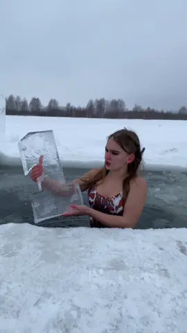 I’m number one🥇#icequeen 